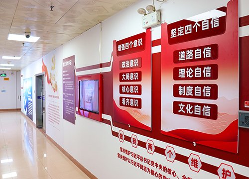 强化标杆引领，推进阵地建设